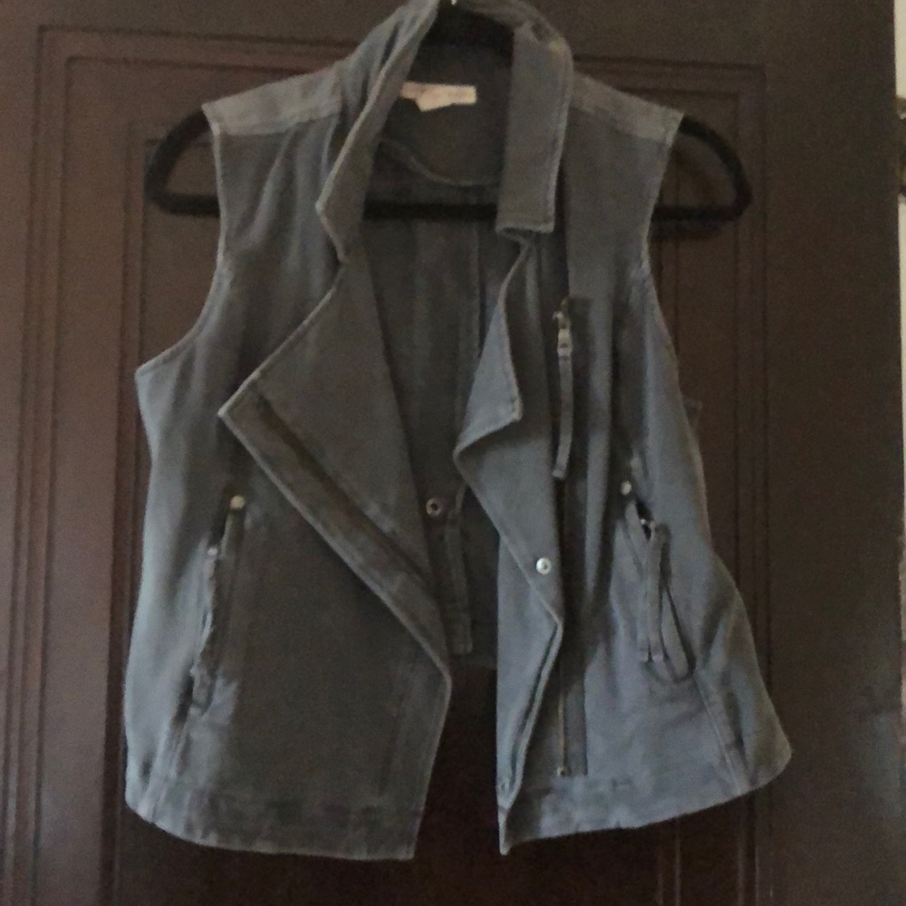 Peyton Jensen M Grey Vest EUC